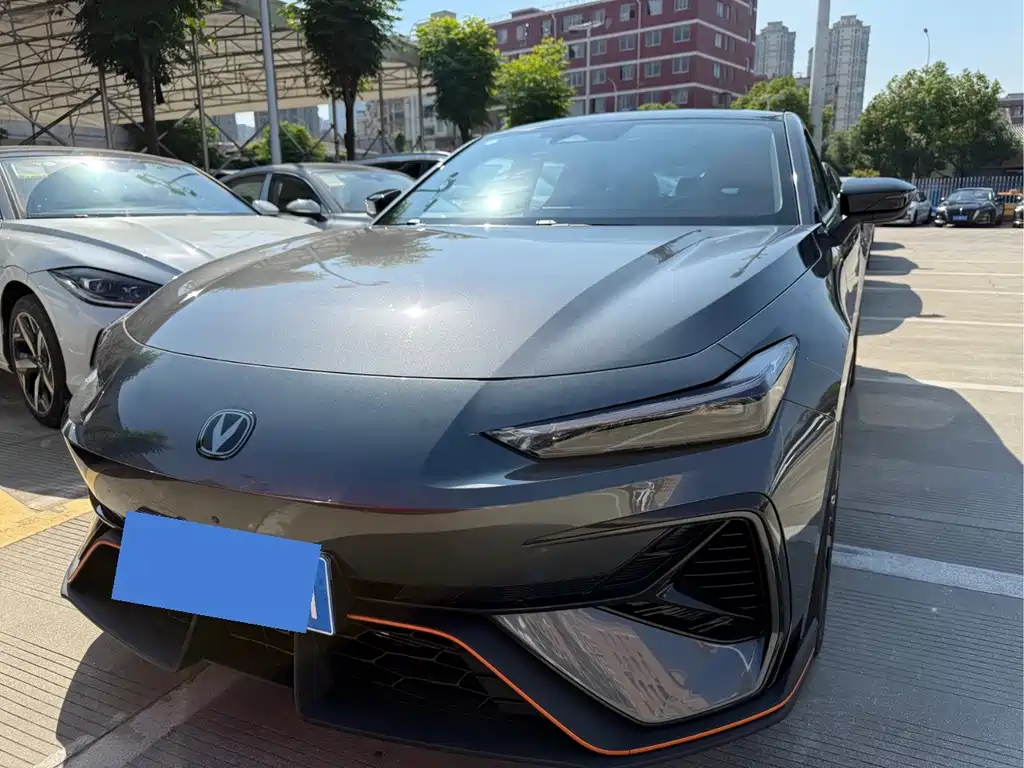 Changan UNI-V — миниатюра 3
