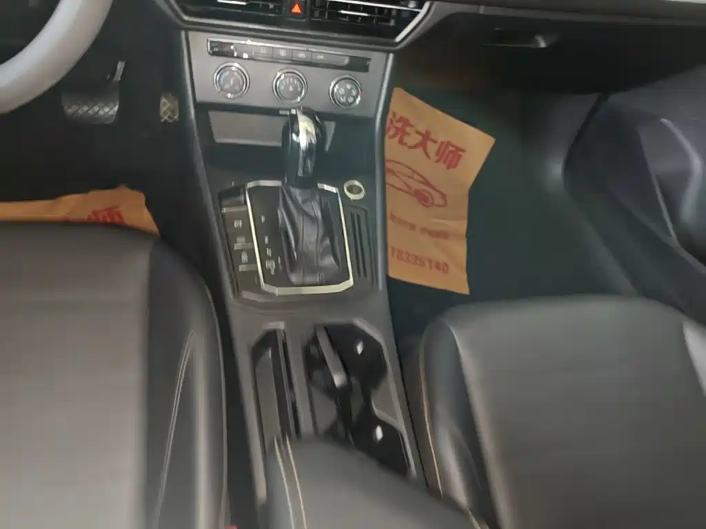 Volkswagen Lavida — миниатюра 14