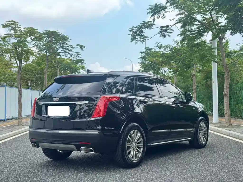 Cadillac XT5 — миниатюра 6