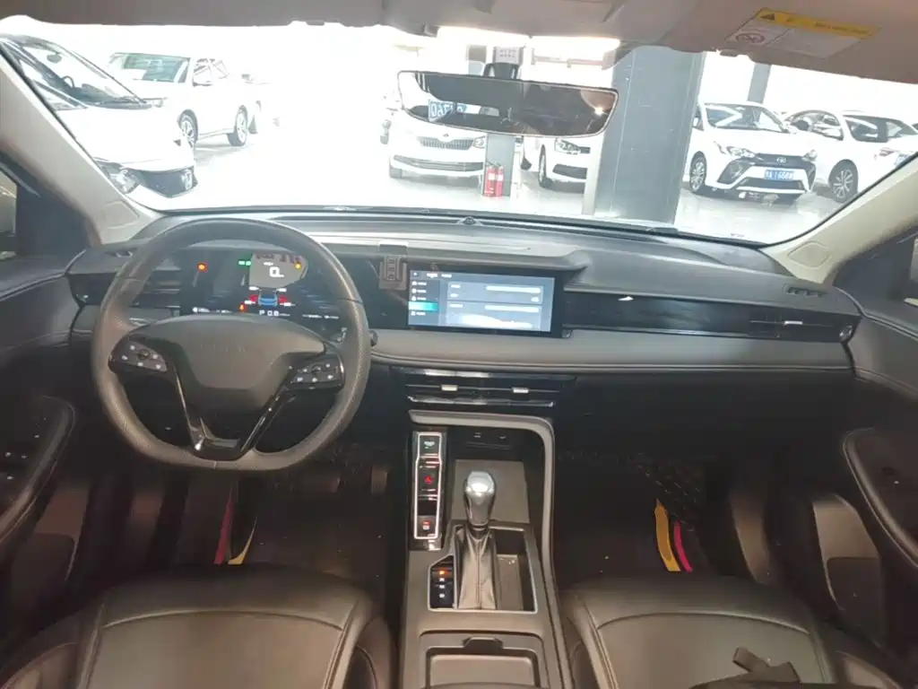 Roewe i5 — миниатюра 10