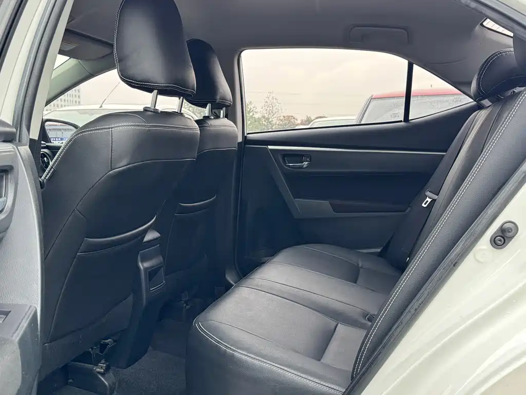 Toyota Corolla — миниатюра 8