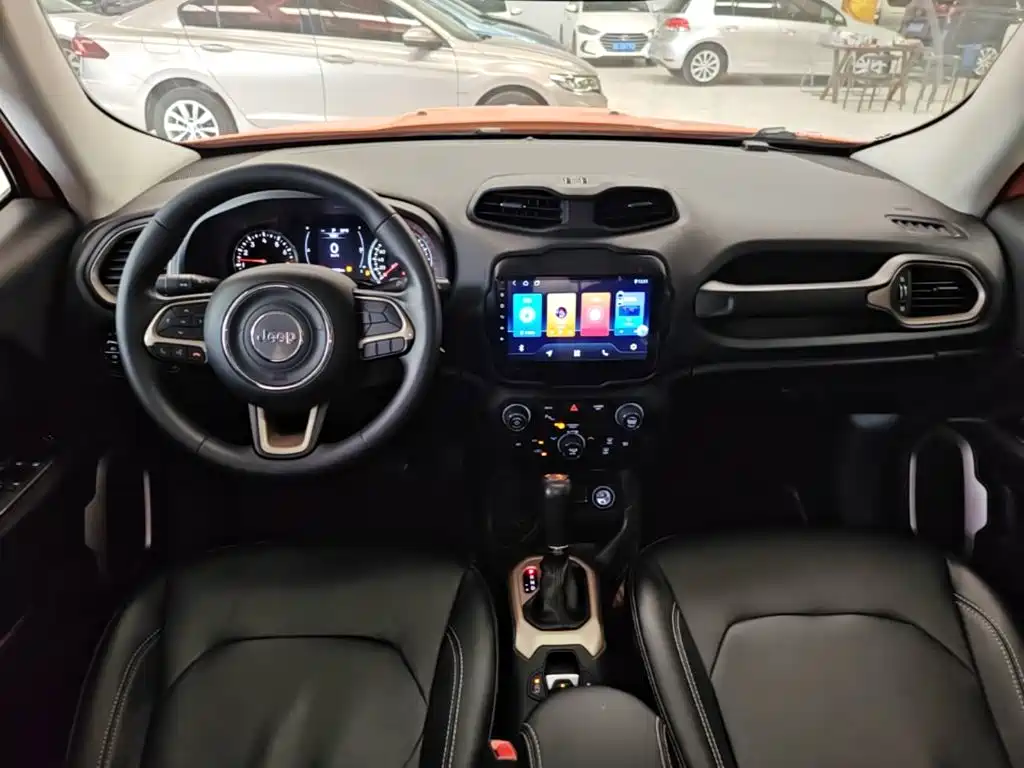 Jeep Renegade — миниатюра 10