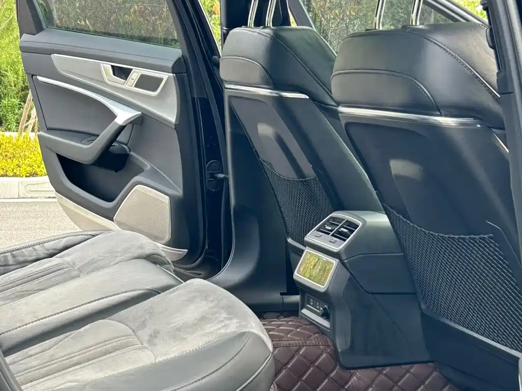 Audi A6L — миниатюра 7