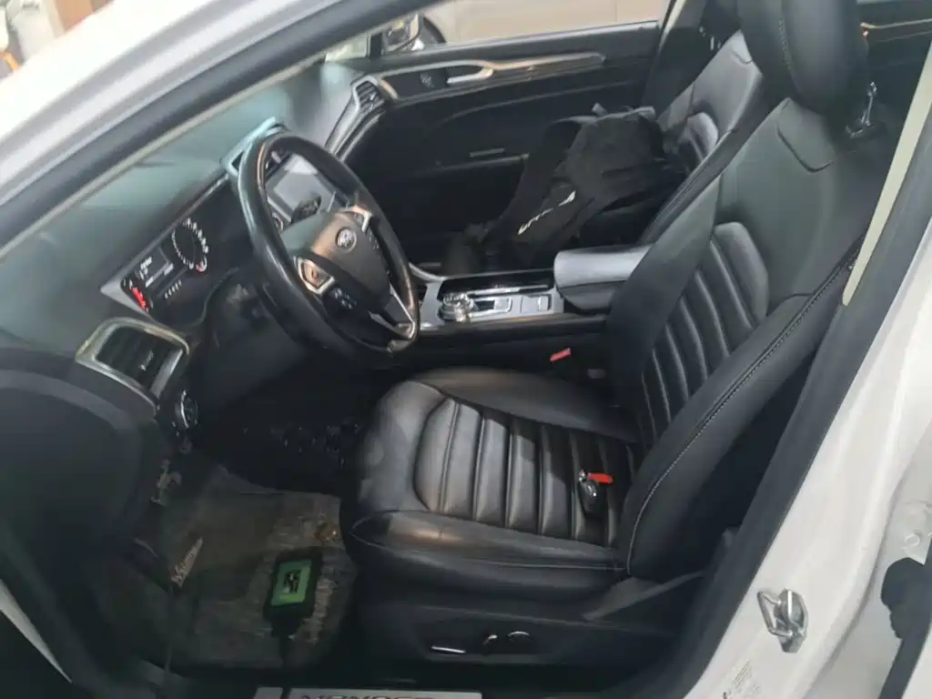 Ford Mondeo — миниатюра 15
