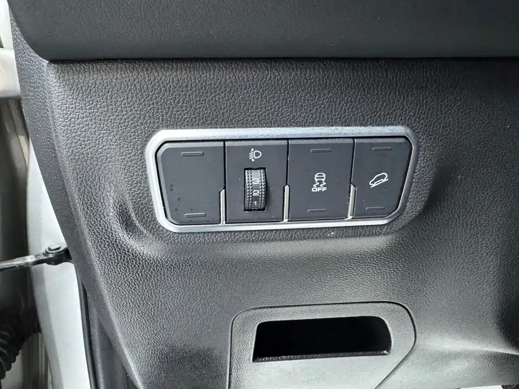 Haval M6 — миниатюра 17