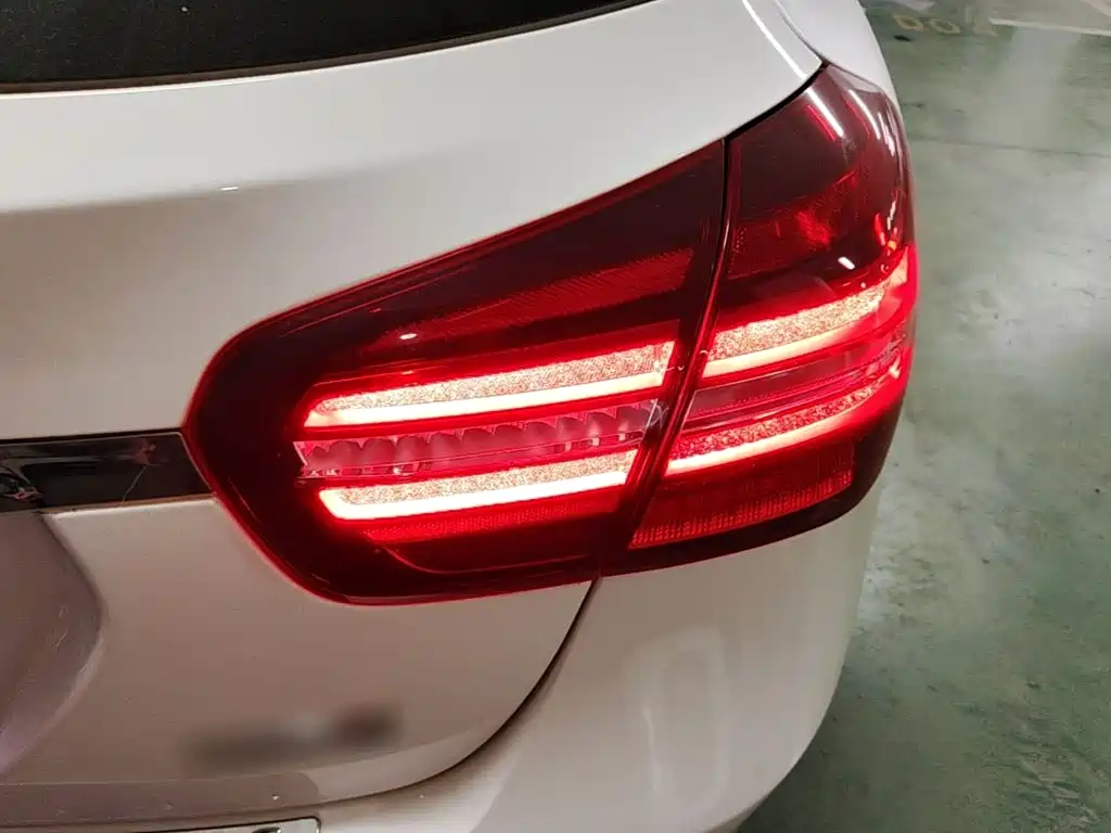 Mercedes-Benz GLA — миниатюра 8