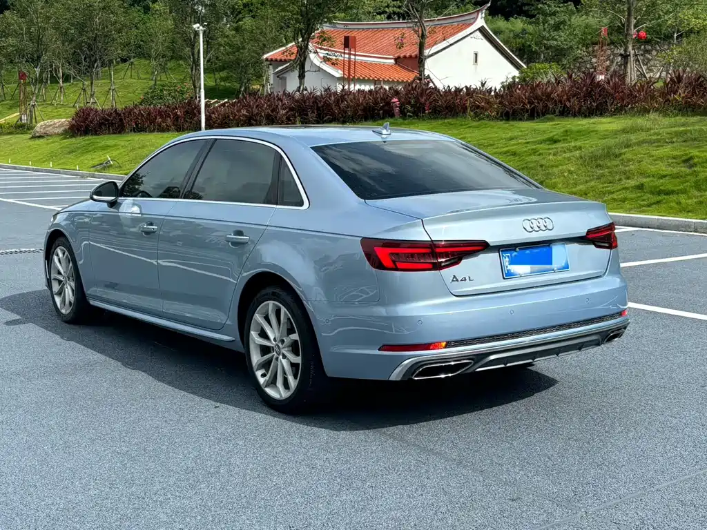 Audi A4L — миниатюра 4