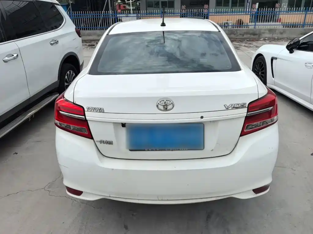 Toyota Vios — миниатюра 6