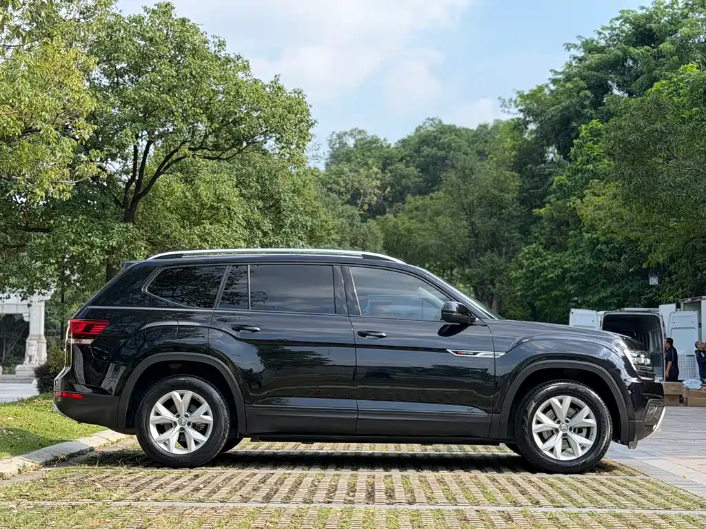 Volkswagen Teramont — миниатюра 4
