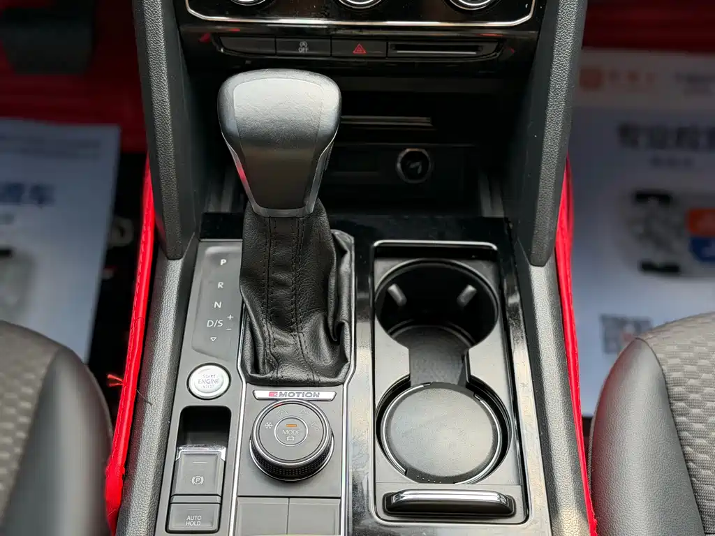 Volkswagen Teramont — миниатюра 12