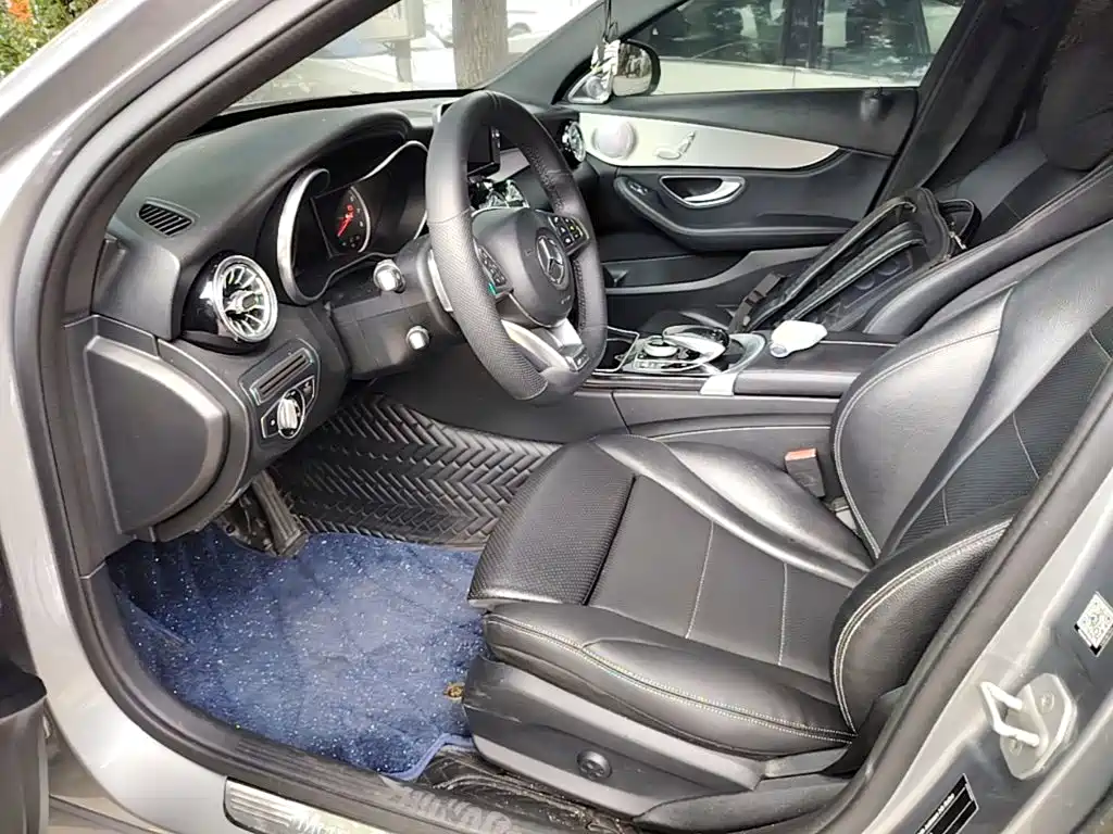 Mercedes-Benz C-Class — миниатюра 15