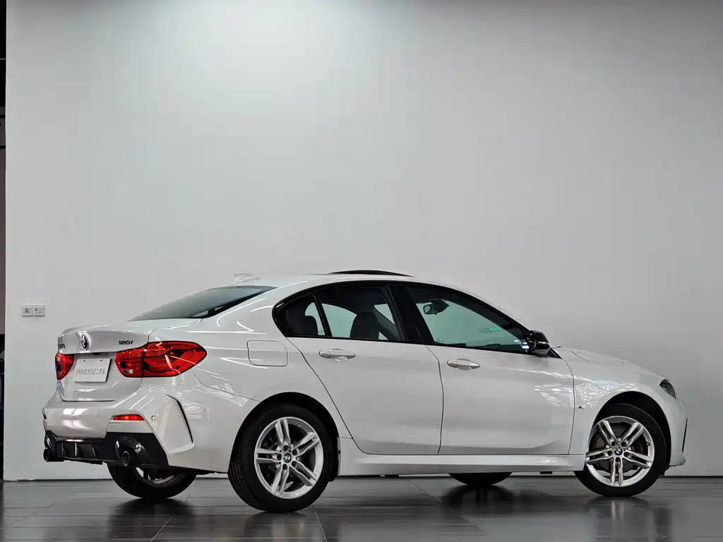 BMW 1 Series — миниатюра 4