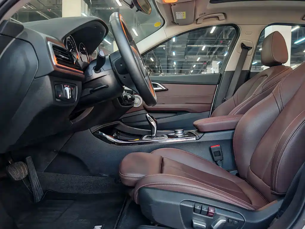 BMW 1 Series — миниатюра 13