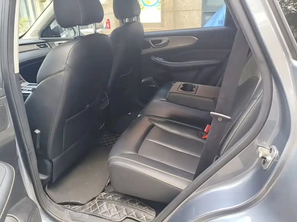 Roewe RX5 New Energy — миниатюра 17