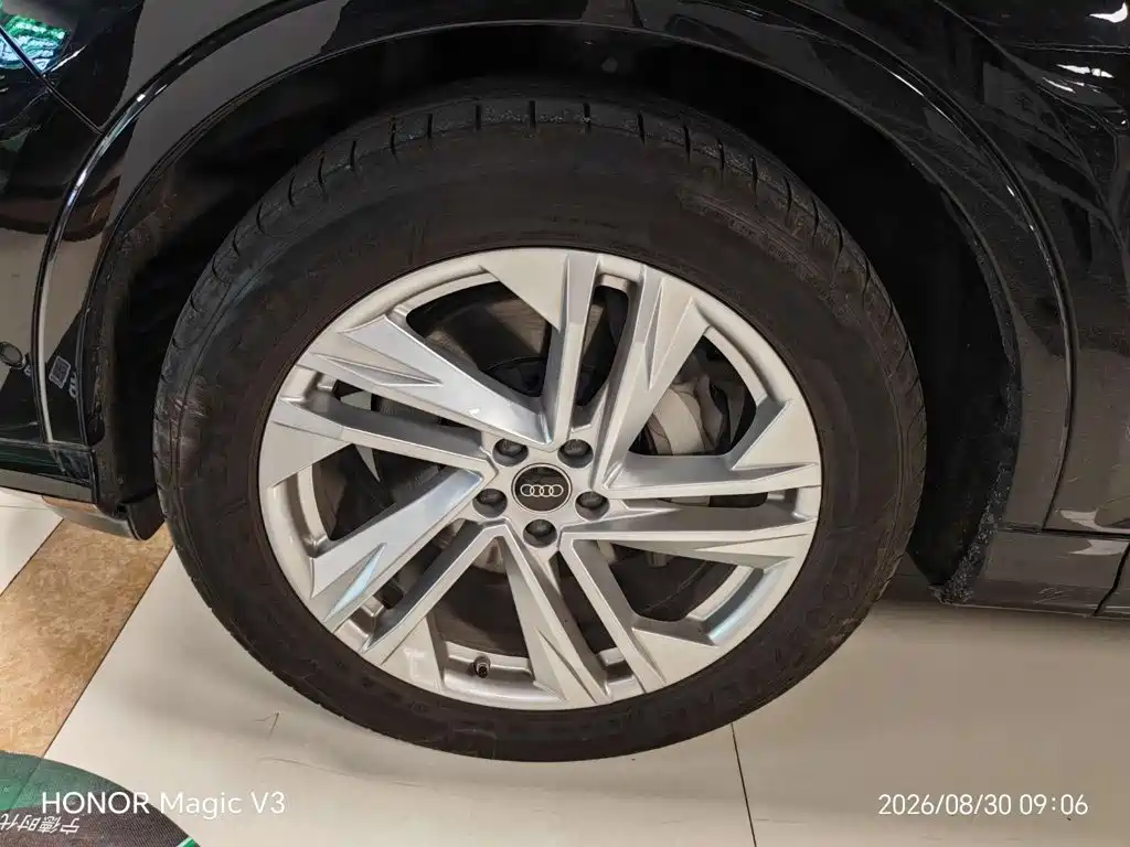 Audi Q7 — миниатюра 2