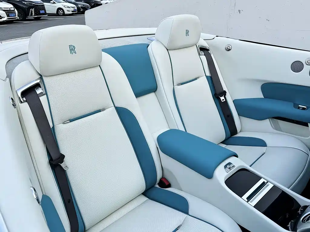 Rolls-Royce Dawn — миниатюра 19