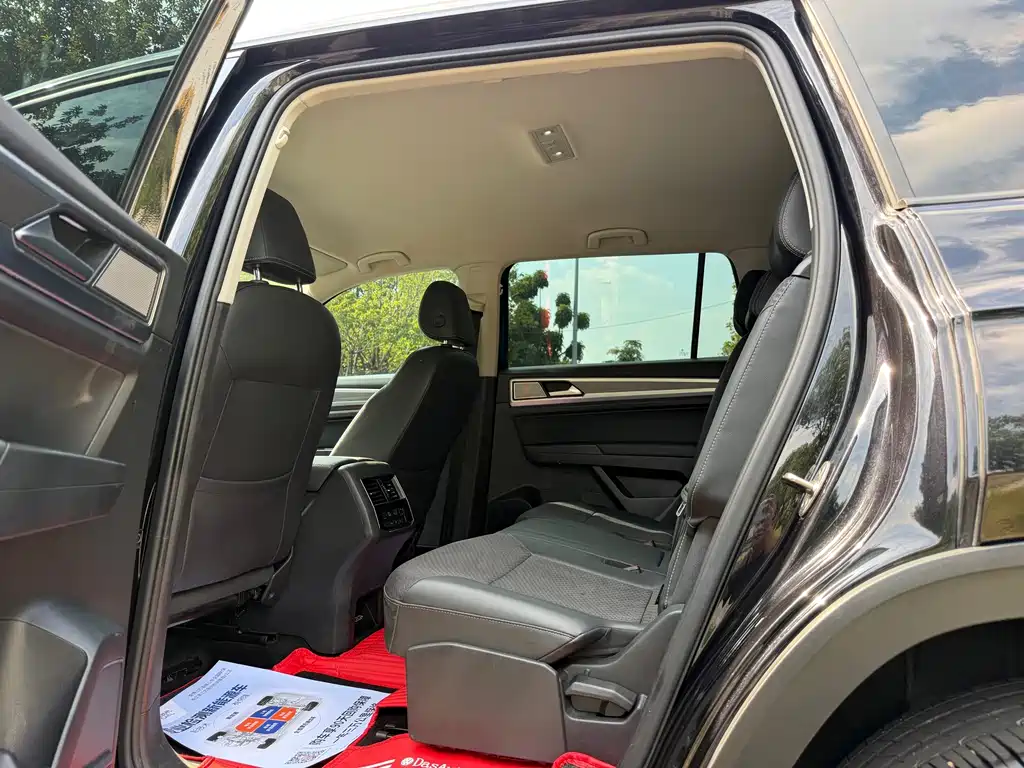 Volkswagen Teramont — миниатюра 6