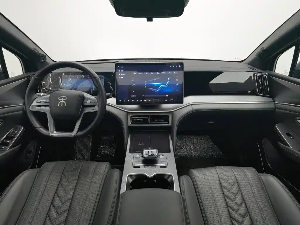 BYD L DM-i — миниатюра 5