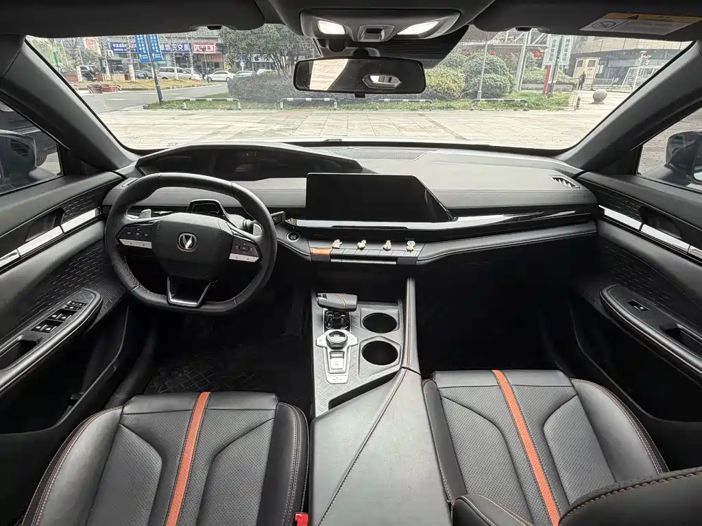 Changan UNI-V — миниатюра 12