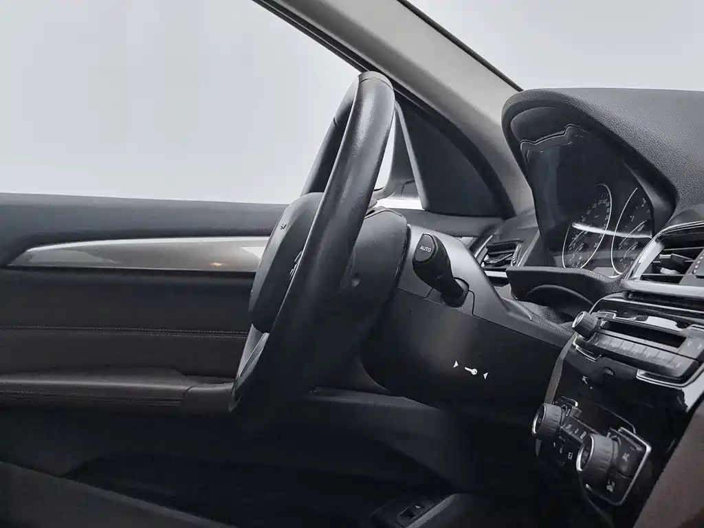 BMW X1 — миниатюра 22