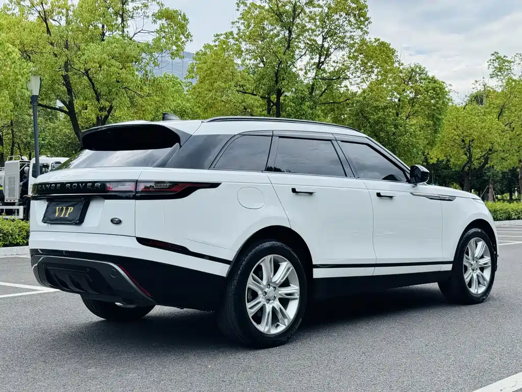 Land Rover Velar — миниатюра 4