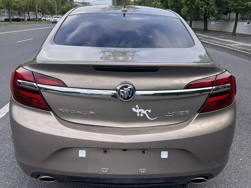Buick Regal — миниатюра 4