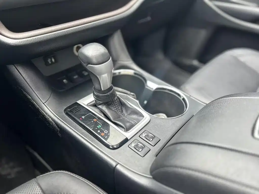 Toyota Highlander — миниатюра 17