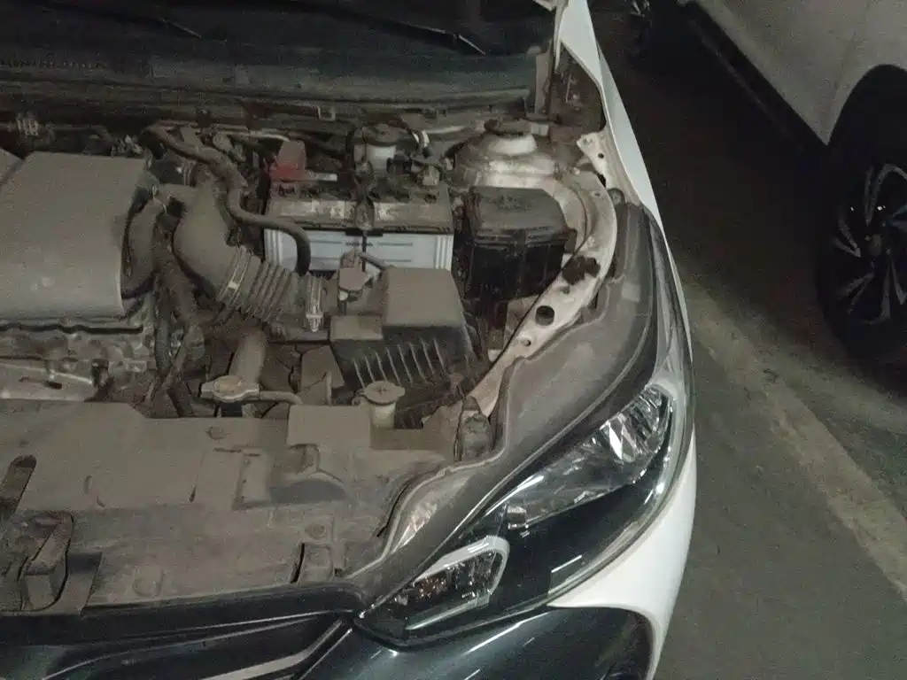 Toyota Yaris L — миниатюра 21