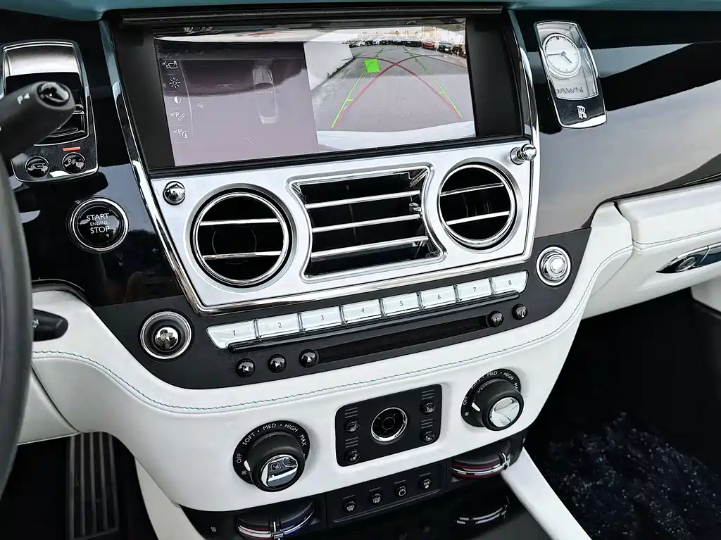 Rolls-Royce Dawn — миниатюра 15
