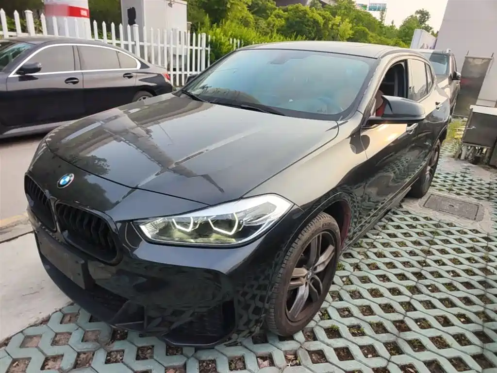 BMW X2 2021