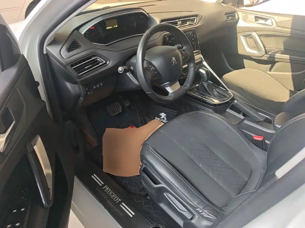 Peugeot 308 — миниатюра 16