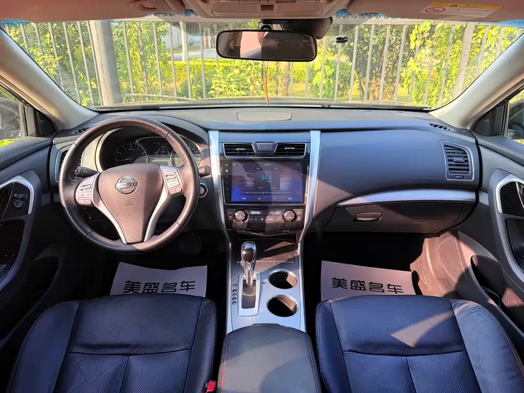 Nissan Teana — миниатюра 8