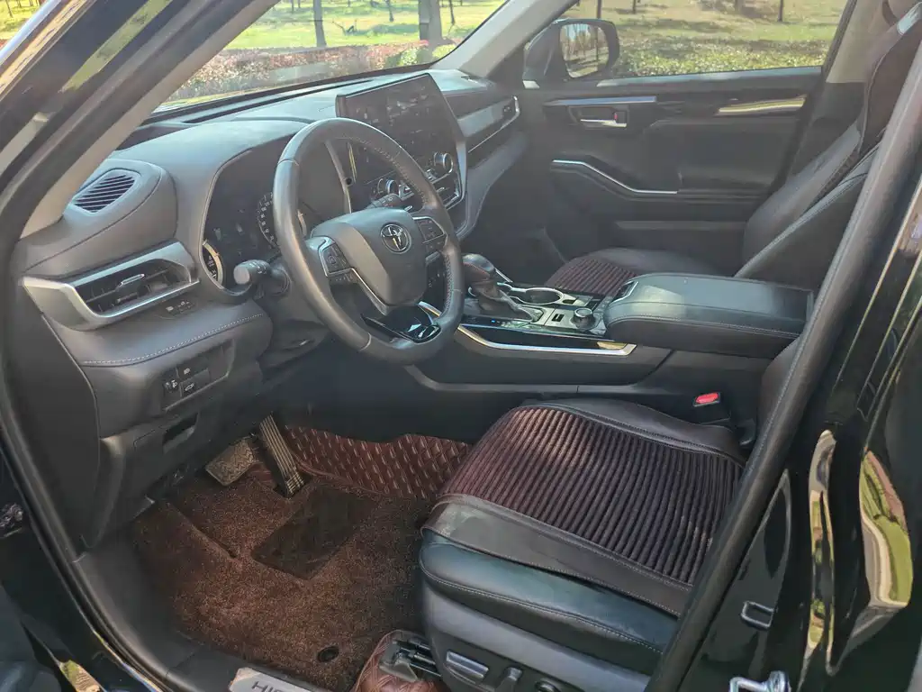Toyota Highlander — миниатюра 6