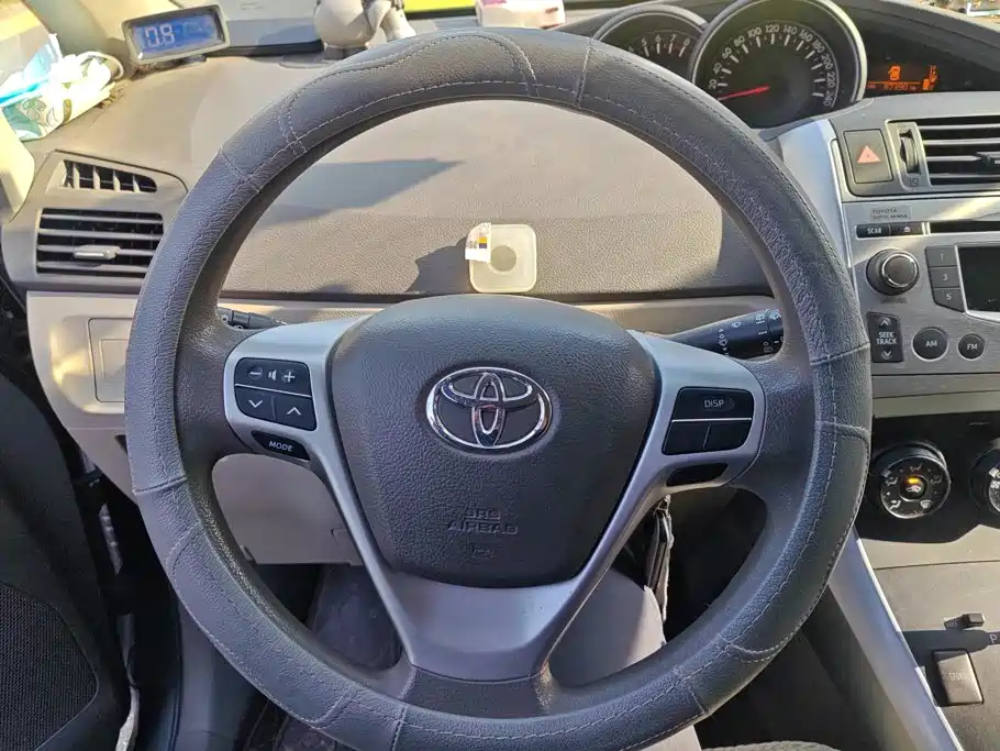 Toyota Verso — миниатюра 15