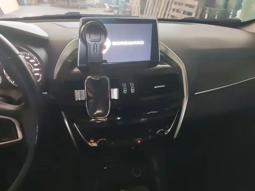 Borgward BX5 — миниатюра 9