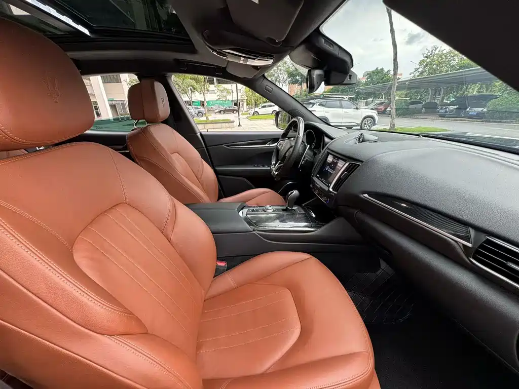 Maserati Levante — миниатюра 7