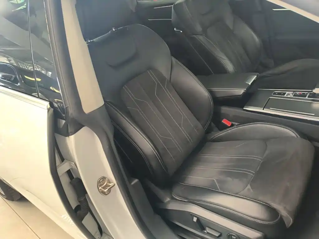 Audi A7L — миниатюра 25