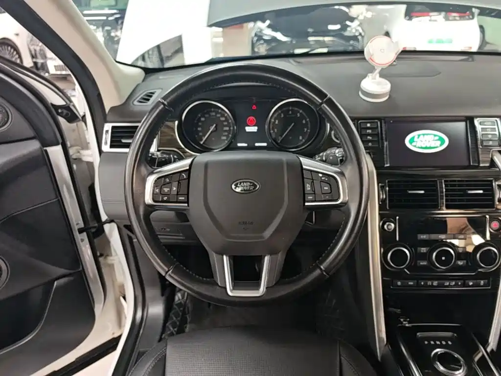 Land Rover Discovery Sport — миниатюра 11