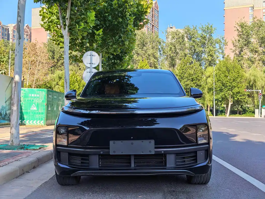 Li Auto Li L8 — миниатюра 2