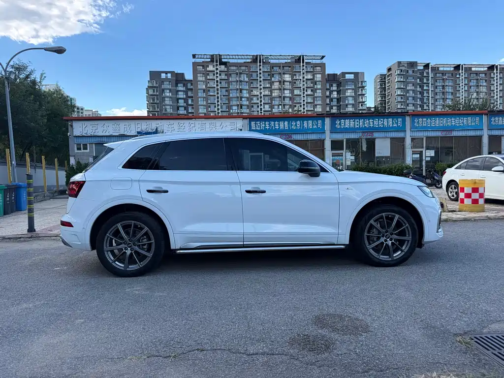 Audi Q5L — миниатюра 17