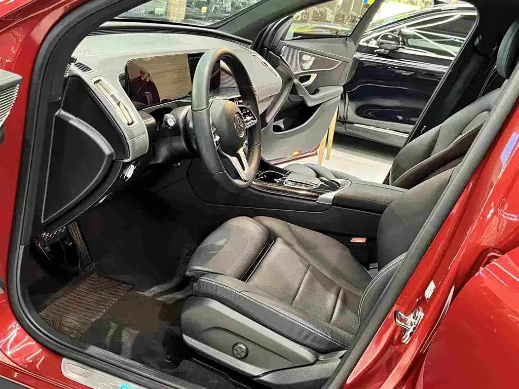 Mercedes-Benz EQC — миниатюра 3