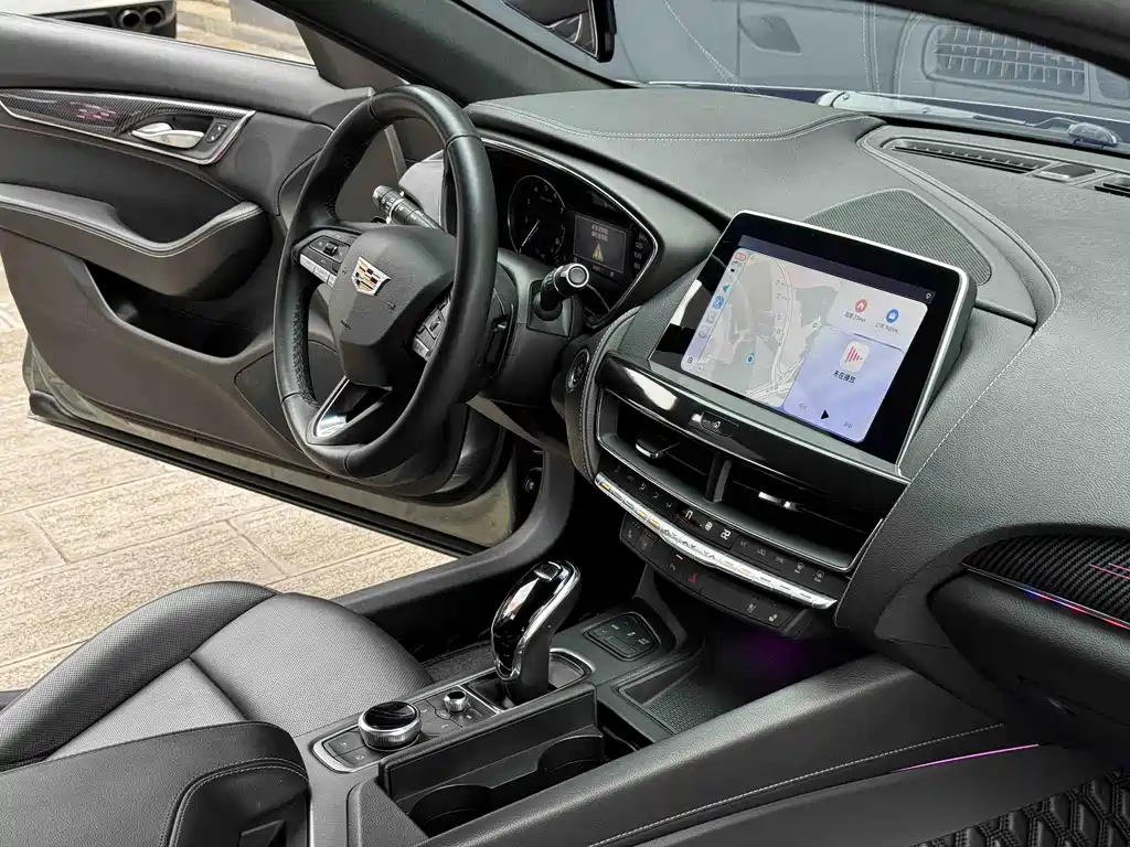 Cadillac CT5 — миниатюра 18