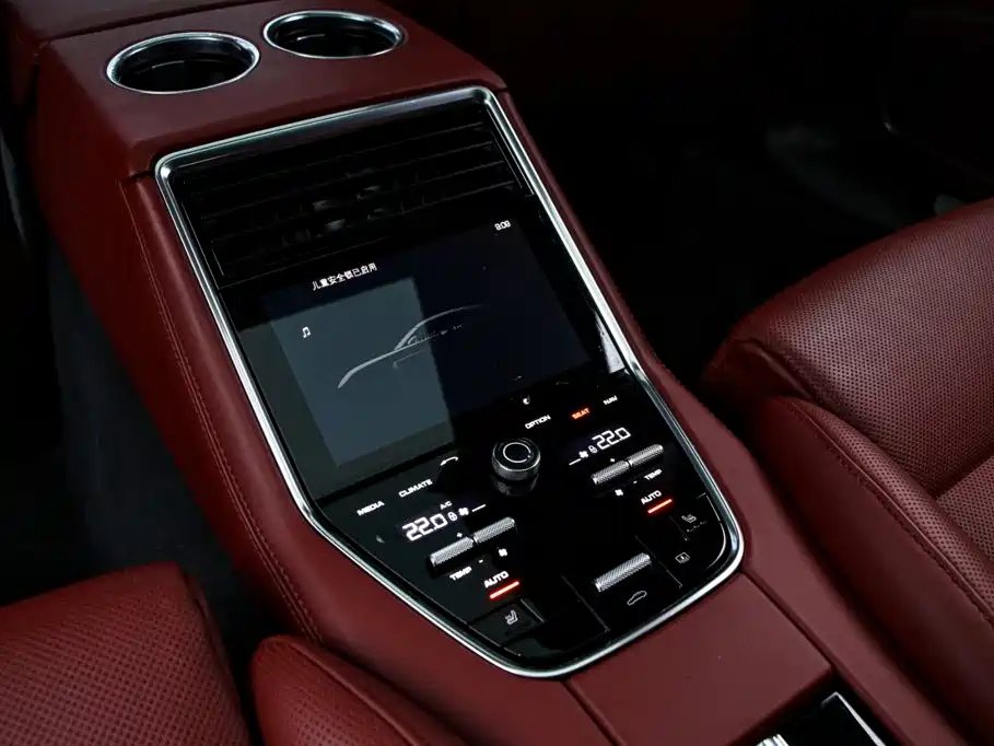 Porsche Panamera — миниатюра 17