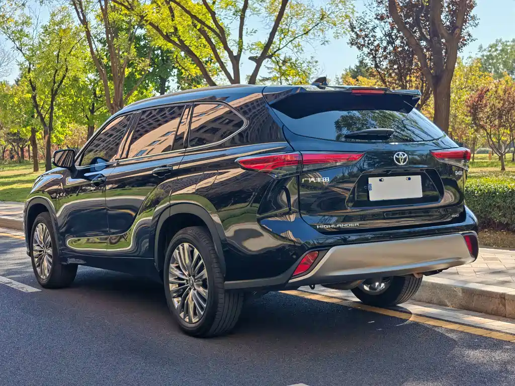 Toyota Highlander — миниатюра 14