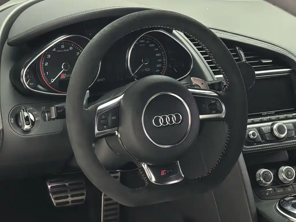 Audi R8 — миниатюра 27