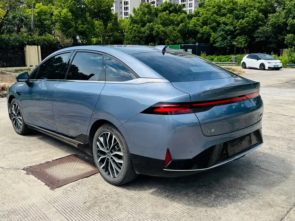 XPeng P5 — миниатюра 7
