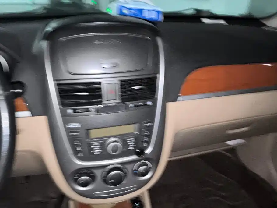 Buick Excelle — миниатюра 13
