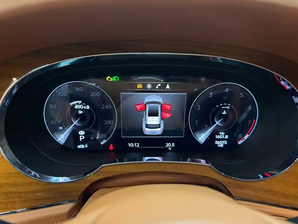 Bentley Bentayga — миниатюра 7