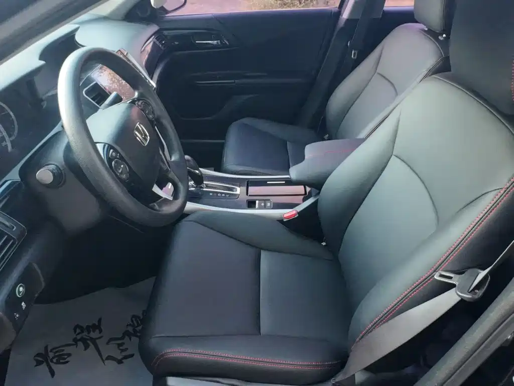 Honda Accord — миниатюра 5