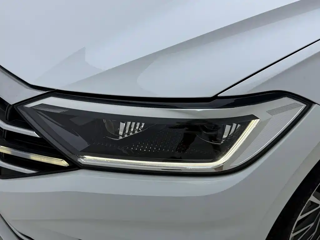 Volkswagen Sagitar — миниатюра 11